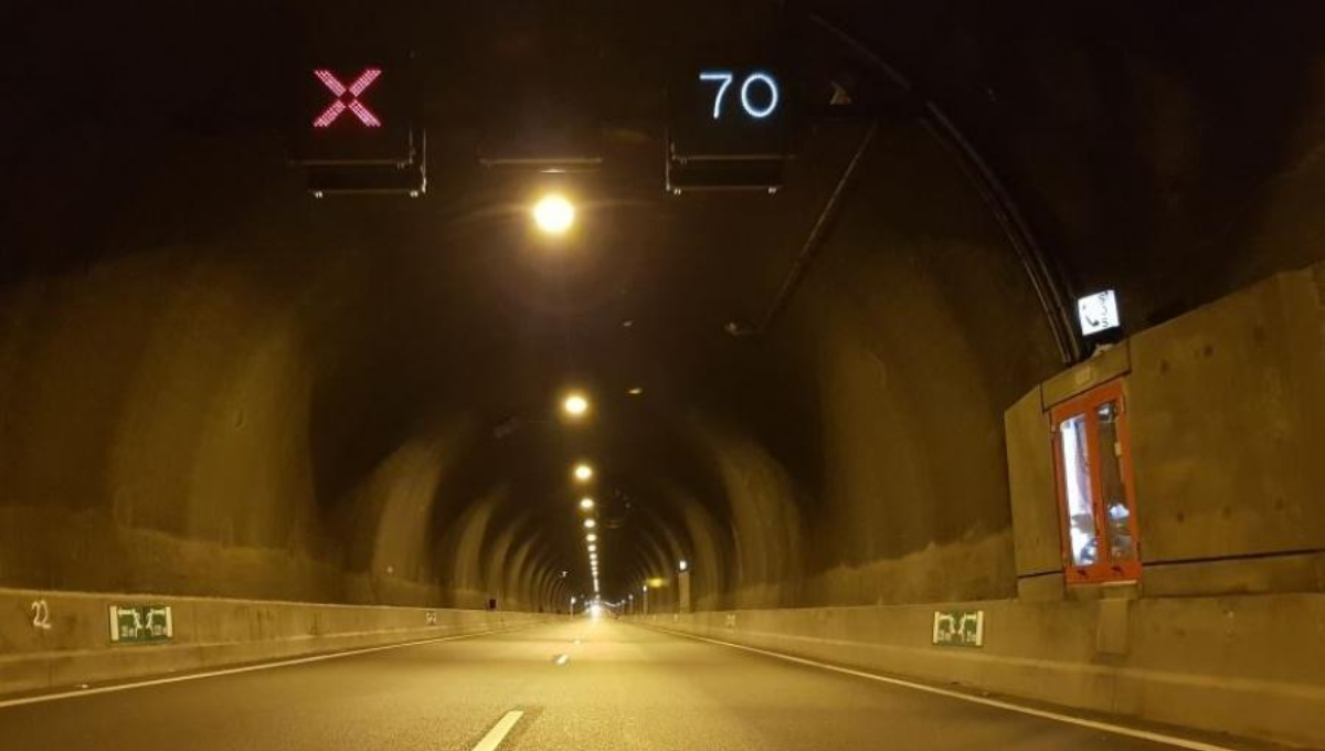 Providing audio for Westerscheldetunnel